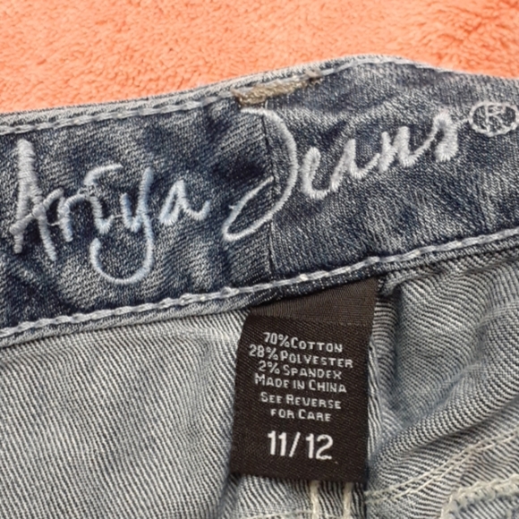 Boot cut jeans - Picture 3 of 3